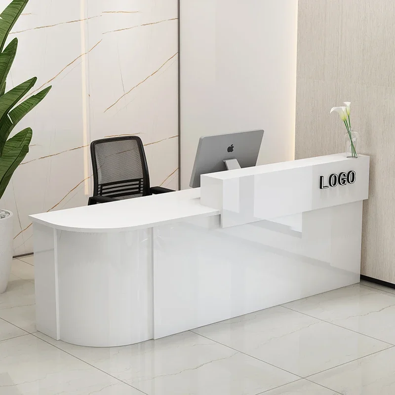 Mostrador de recepción y caja  - Outdoor Furniture Store reseña y precio